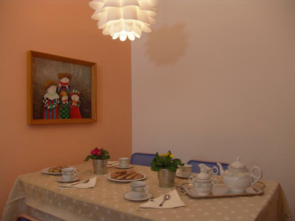 Bed and Breakfast I Colori Di Sara Катанія Екстер'єр фото